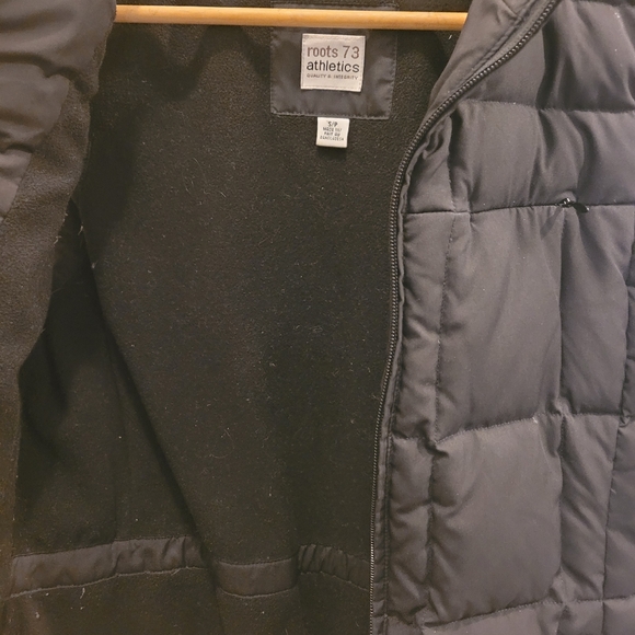 Roots 73 athletics small womens down/feather black quilted vest - Picture 10 of 11